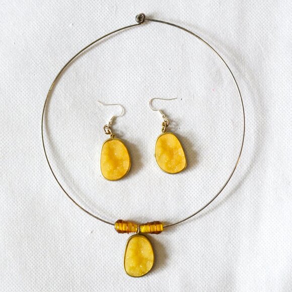 Gold Tone Druzy Crystal Drop Jewelry Set - Picture 1 of 6